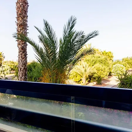 Apartamento Pink Calm-vistas Al Mar Y Piscina.free Parking Alicante