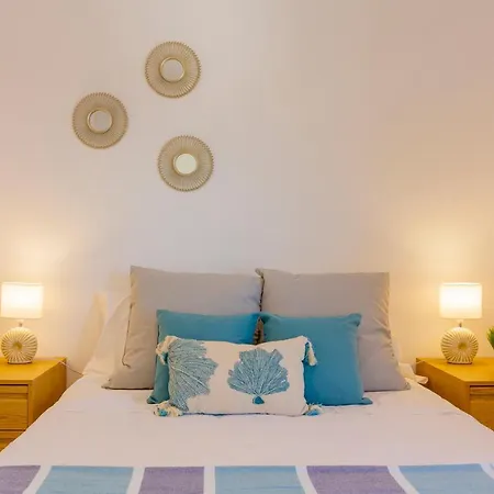 Apartamento Pink Calm-vistas Al Mar Y Piscina.free Parking *